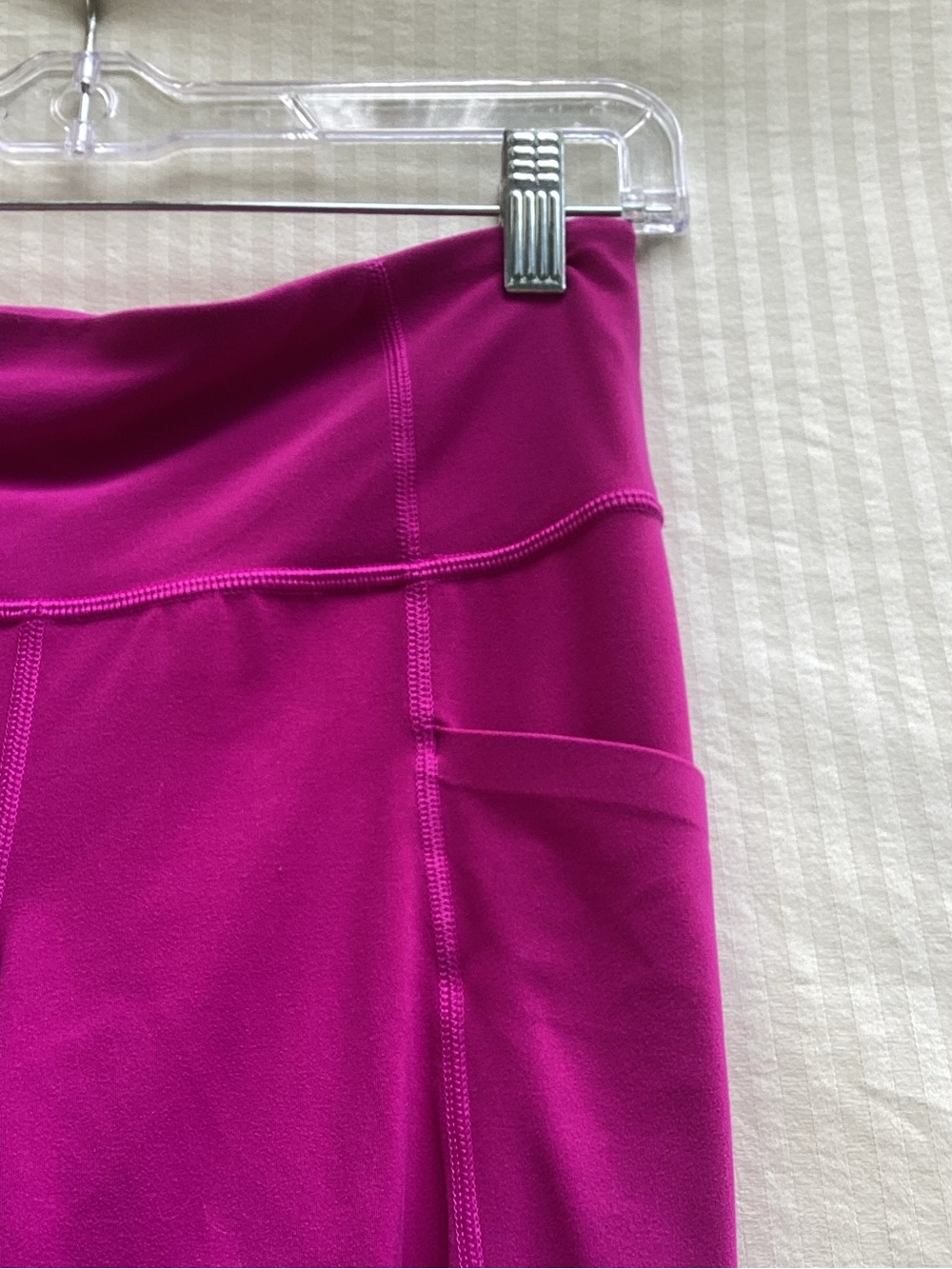 Athleta Magenta/Pink athletic Leggings, size small - Picture 3 of 7